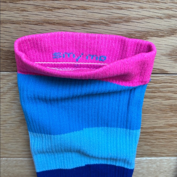 Pro Compression Socks - Picture 2 of 3